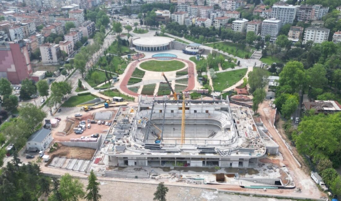 Bursa Büyükşehir Belediyesi tarafından tekrar ayağa kaldırılan kentin simge yapılarından