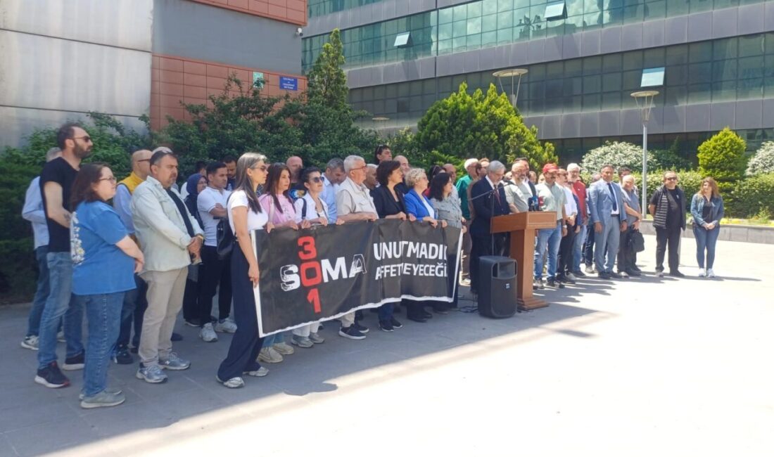 Bursa’da Soma faciasının 12. yılında anma Soma Maden Faciası’nın 12’nci yıl dönümünde Bursa’da düzenlenen anma programında,