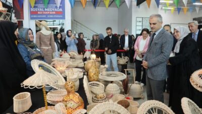 Kocaeli'de Çayırova Belediyesi’nin veli eğitim kurslarında yıl boyunca eğitim gören