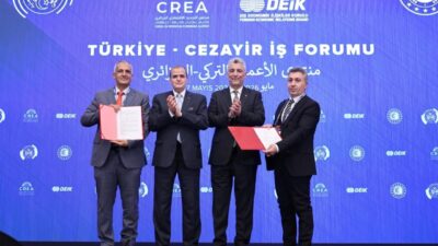 Ticaret Bakanı Ömer Bolat, Türkiye-Cezayir İş Forumu kapsamında iki ülke
