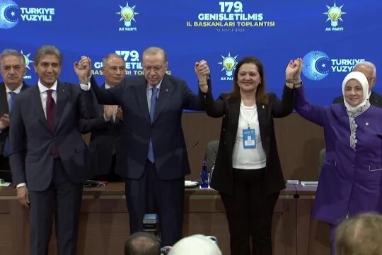 Cumhurbaşkanı Erdoğan, AK Parti Genişletilmiş İl Başkanları Toplantısı’nda CHP’den istifa