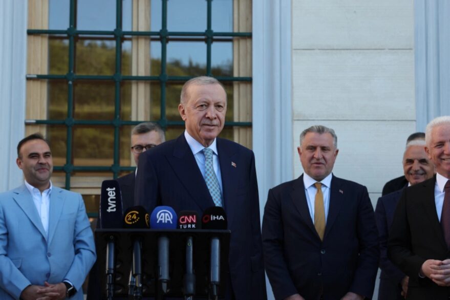 Cumhurbaşkanı Erdoğan: Gazze bayramın en büyük vicdan sınavıdır Cumhurbaşkanı Recep Tayyip Erdoğan, Kurban Bayramı namazını Büyük Çamlıca Camisi’nde