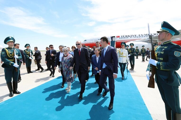 Cumhurbaşkanım Recep Tayyip Erdoğan, Türk Devletleri Teşkilatı'nın (TDT) Gayriresmi Zirvesi'ne