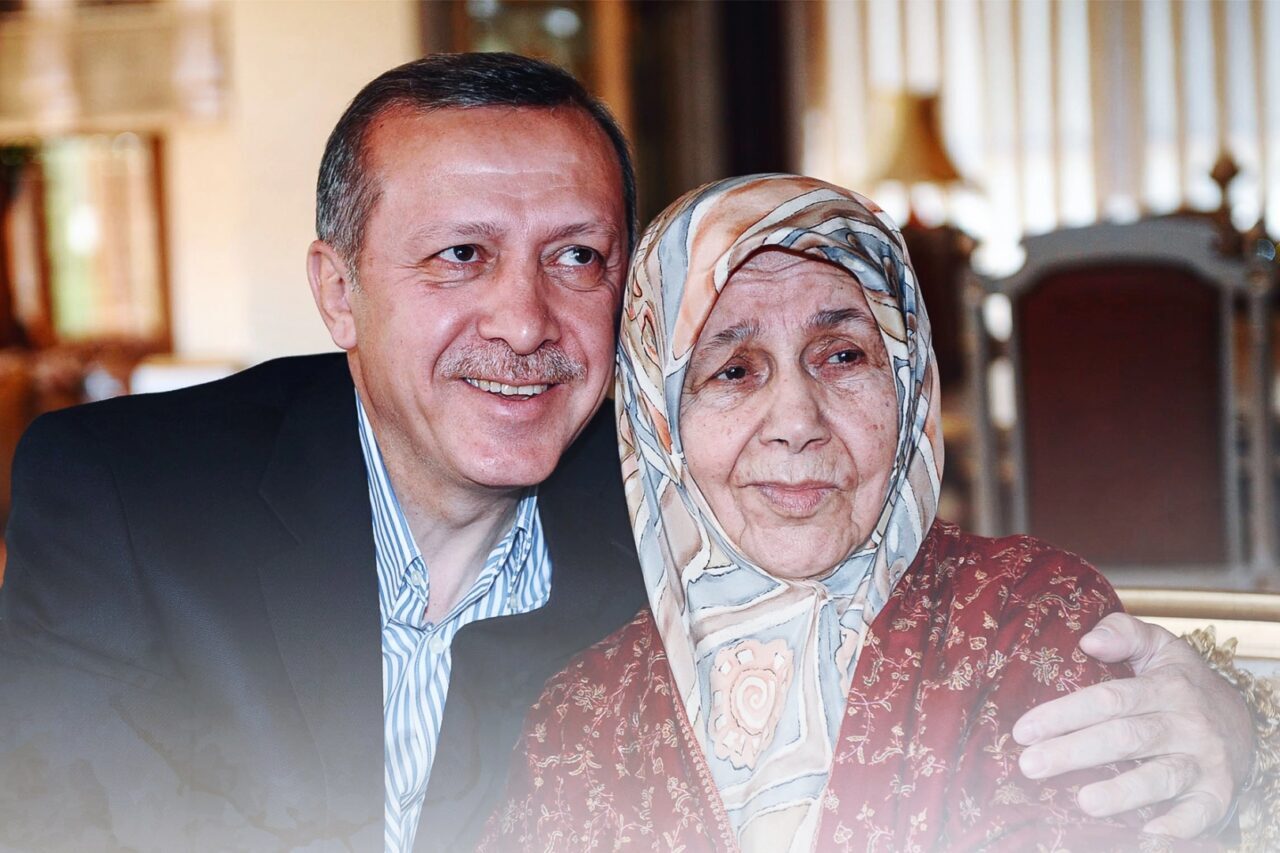 Cumhurbaşkanı Recep Tayyip Erdoğan, Anneler Günü dolayısıyla yayımladığı mesajda annelerin