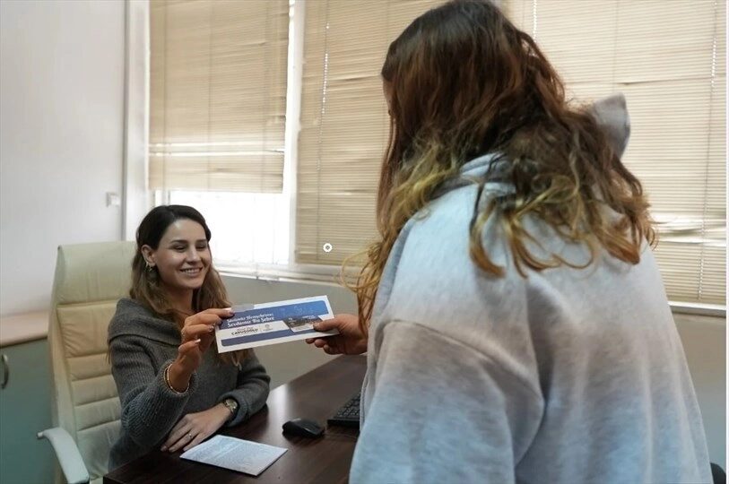 Denizli Büyükşehir’in yeni doğan desteği 13,5 milyona ulaştı Denizli Büyükşehir Belediyesinin dar gelirli ailelere yönelik sürdürdüğü “Yeni Doğan