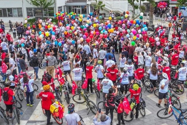 Denizli’de Umuda Pedal Çevir Bisiklet Şenliği Denizli Büyükşehir Belediyesi’nin 19 Mayıs Atatürk’ü Anma, Gençlik ve Spor