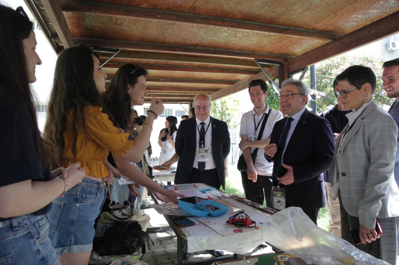 Dokuz Eylül Üniversitesi (DEÜ) Fen Fakültesi tarafından düzenlenen “III. Ulusal