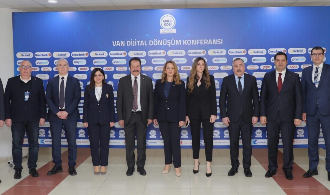 Geleceğe güçlü adımlar atmak için Van'da gündem, Dijital Dönüşüm oldu