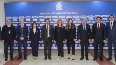 Geleceğe güçlü adımlar atmak için Van'da gündem, Dijital Dönüşüm oldu