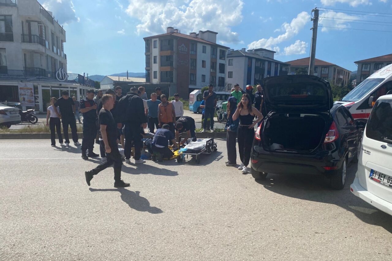 Düzce’nin Beci mevkisinde motosiklet ile otomobilin çarpışması sonucu 1 kişi