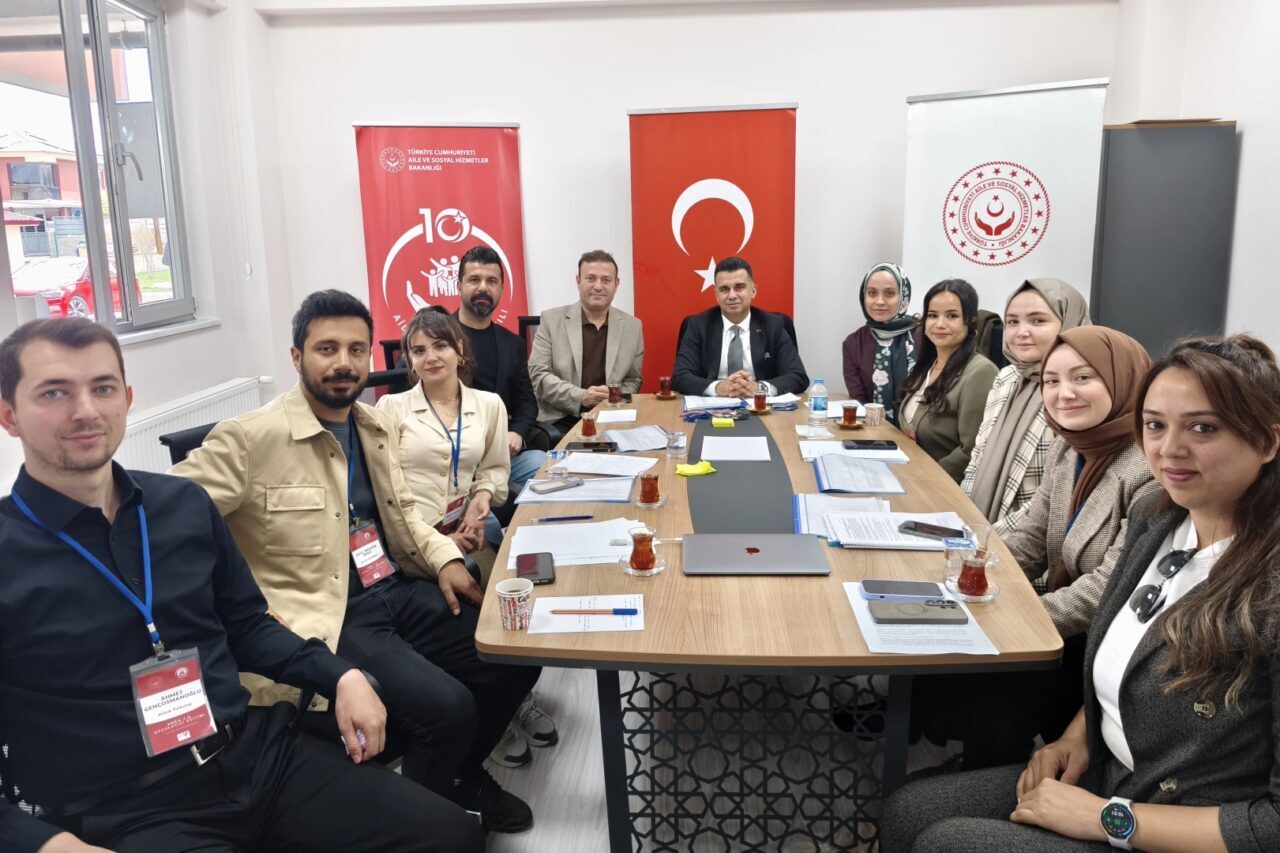 Erzurum Aile ve Sosyal Hizmetler İl Müdürlüğü ev sahipliğinde düzenlenen