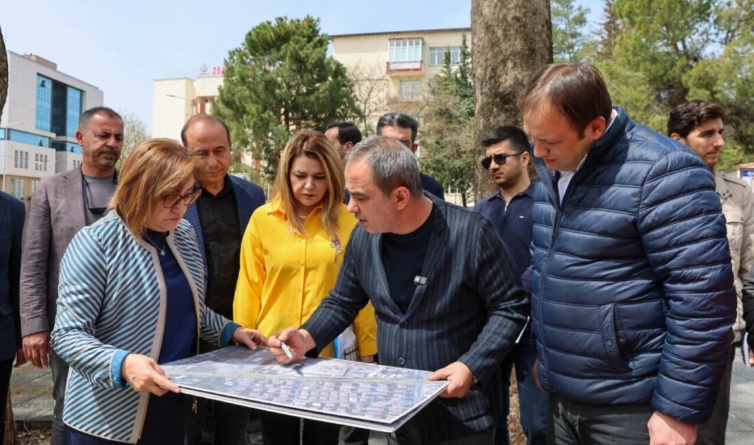 Gaziantep’te kent içi ulaşıma taze kan Gaziantep Büyükşehir Belediye Başkanı Fatma Şahin, kent içi ulaşımın önemli