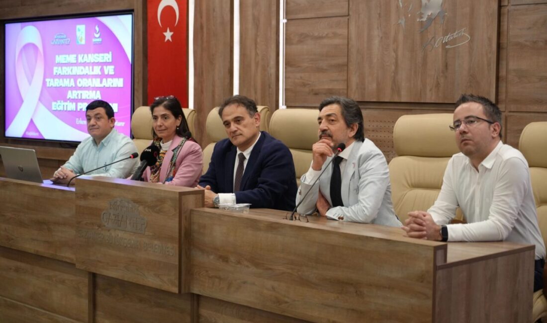 Gaziantep’te meme kanseri erken tanı eğitimi Türk Cerrahi Derneği’nin Roche İlaç Türkiye sponsorluğunda yürüttüğü “Meme Kanseri