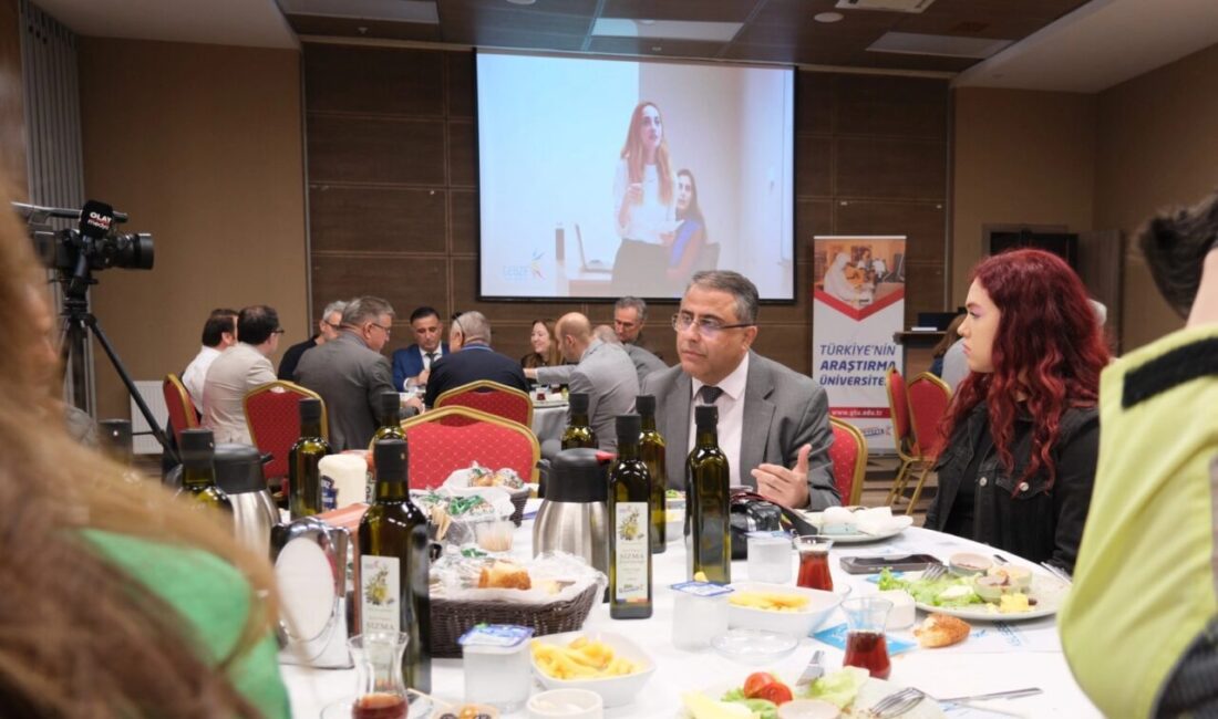 GTÜ Rektörü Prof. Dr. Hacı Ali Mantar başkanlığında düzenlenen basın