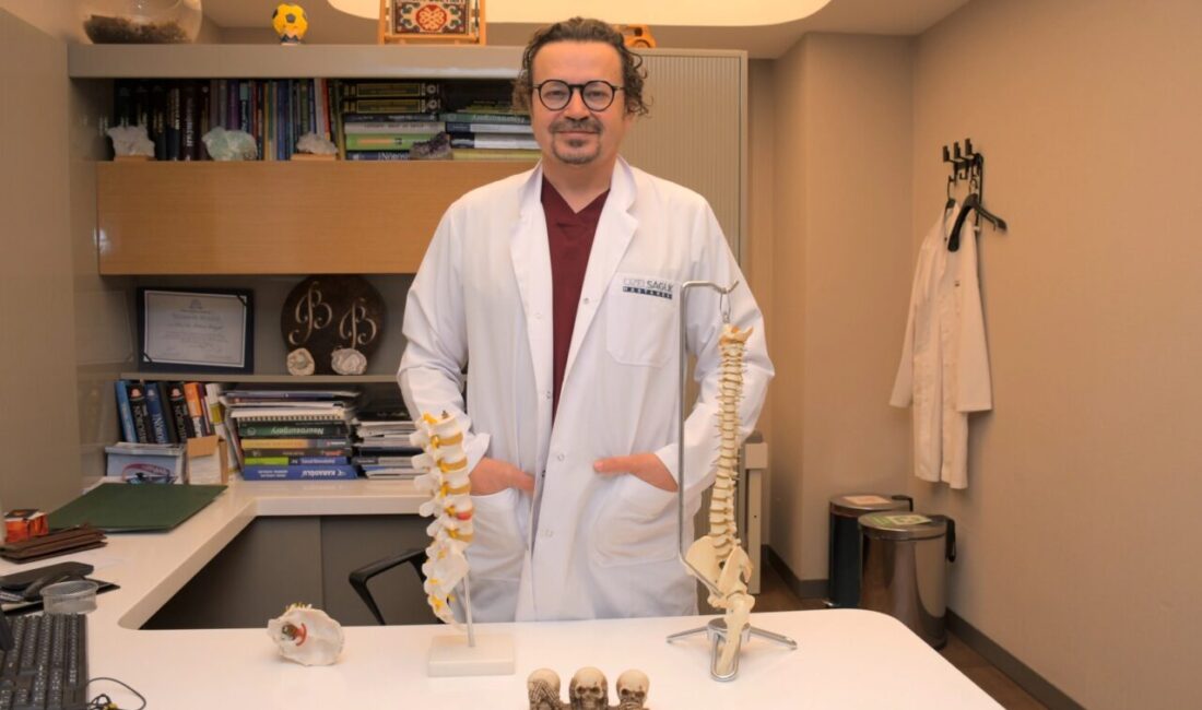 Beyin ve Sinir Cerrahisi Uzmanı Op. Dr. Bülent Bozyiğit, hareketsiz