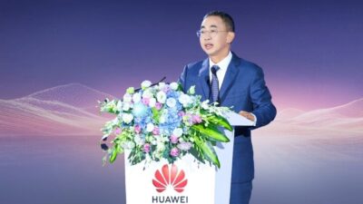 Dongguan'da düzenlenen Küresel AIDC Endüstri Zirvesi'nde Huawei, '3+1' yeniliklerini merkezine