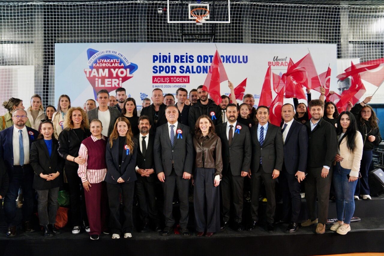 İstanbul Büyükşehir Belediyesi, okul bahçelerine spor salonu kazandırma projesi kapsamında