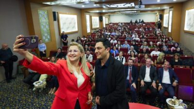 İstanbul Gelişim Üniversitesi'nde düzenlenen “Kampüsten Kente Uzanan İş Birliği” seminerinde