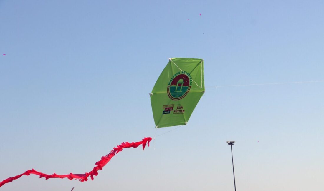 İstanbul Maltepe’de gökyüzü uçurtmalarla renklendi İstanbul'da Maltepe Belediyesi, Anneler Günü’ne özel düzenlediği etkinliklerle ilçede dopdolu