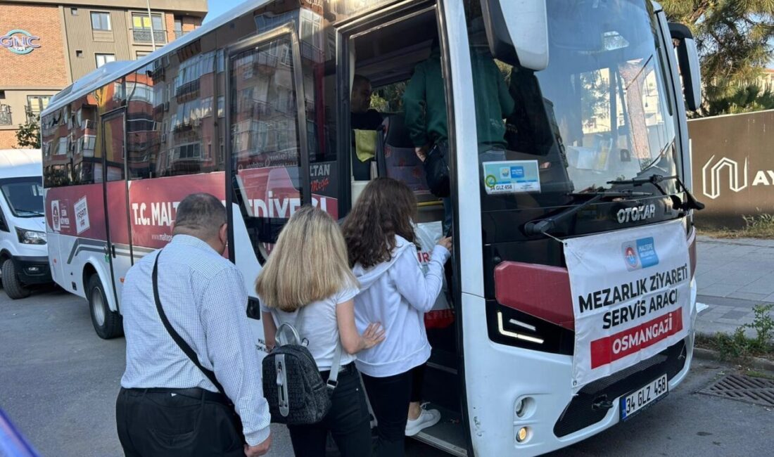 İstanbul'da Maltepe Belediyesi, Kurban Bayramı’nda vatandaşların mezarlık ziyaretlerini kolaylaştırmak için