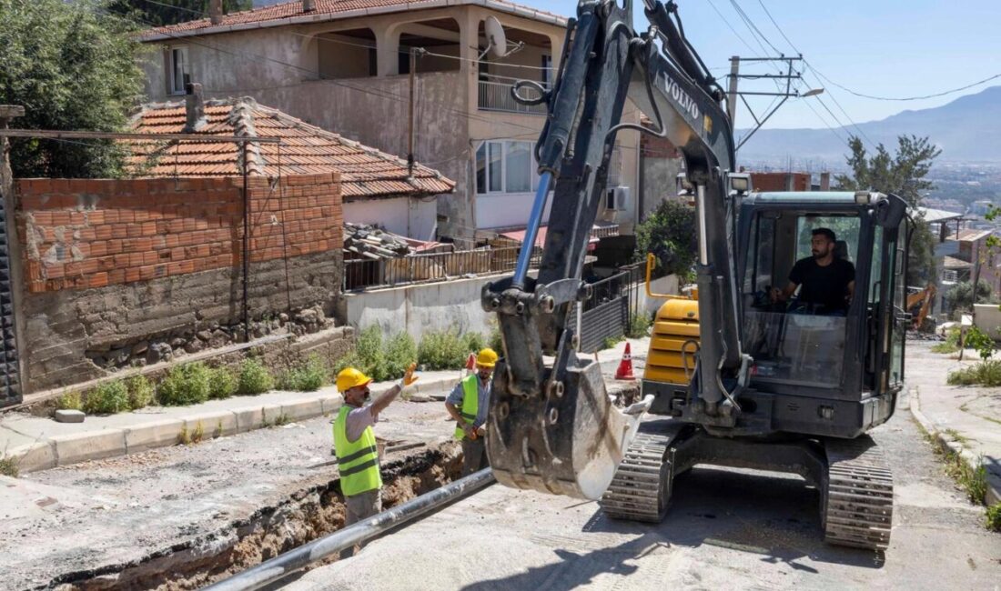 İzmir Bayraklı’da 25 yıllık altyapıya neşter İZSU Genel Müdürlüğü, Bayraklı’da 6 mahalleyi kapsayan 35 kilometrelik içme