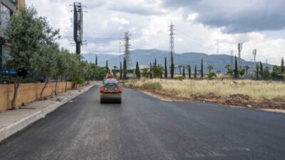 İzmir Bornova Belediyesi, Mevlana Mahallesi ve Işıkkent’te sürdürdüğü asfalt ve