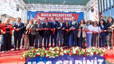 CHP Genel Başkanı Özgür Özel ve İzmir Büyükşehir Belediye Başkanı