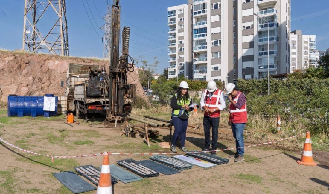 İzmir Büyükşehir Belediyesi, afetlere dirençli kent hedefi kapsamında Konak ve