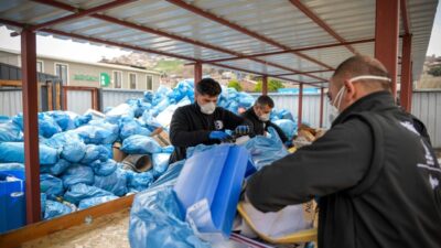 İzmir Büyükşehir Belediyesi’nin “Dönüşüme Evde Başla” projesi kısa sürede 8