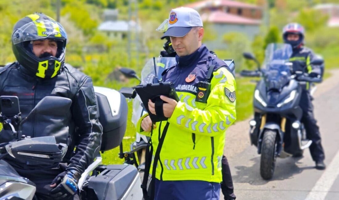 Jandarma Genel Komutanlığı, bayram dönüş yolculukları nedeniyle trafik güvenliğini sağlamak