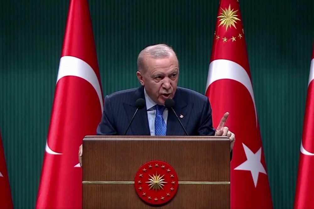 Cumhurbaşkanı Recep Tayyip Erdoğan, Kabine Toplantısı sonrası yaptığı açıklamada ihracatta