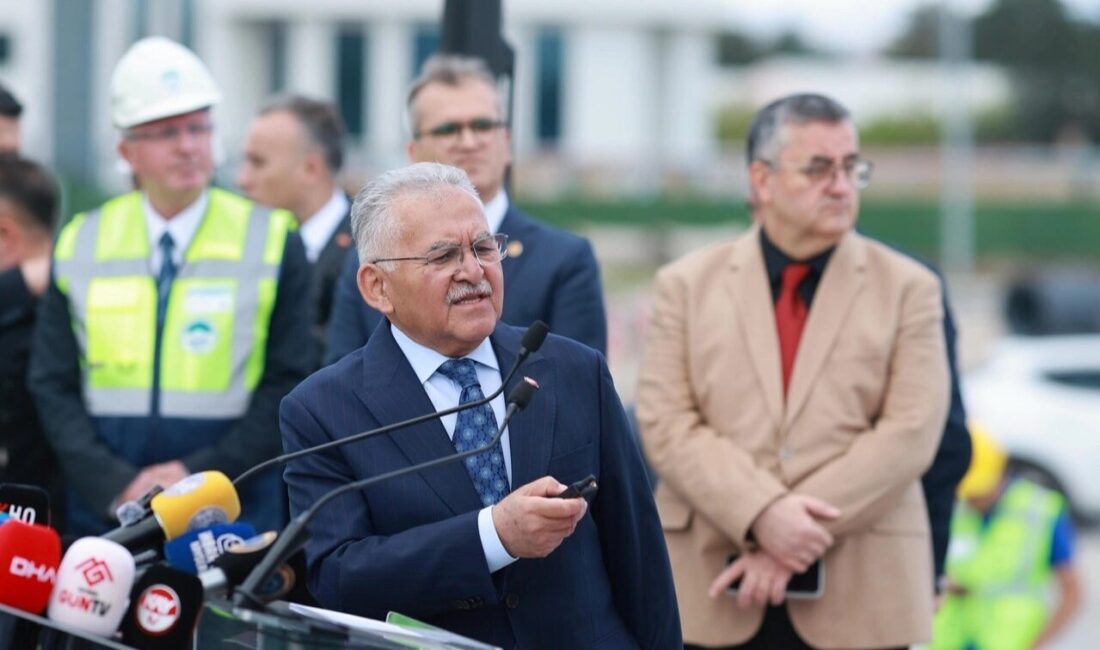 Kayseri Büyükşehir Belediye Başkanı Dr. Memduh Büyükkılıç, şehrin en yoğun