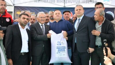 Kayseri Büyükşehir Belediye Başkanı Dr. Memduh Büyükkılıç, 14 Mayıs Dünya