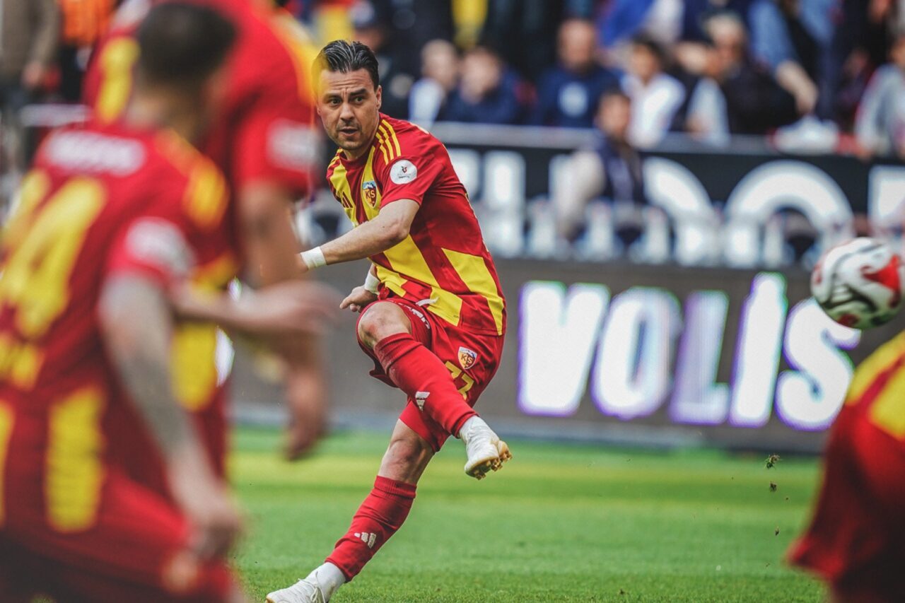 Kayserispor, 2025-2026 sezonunda Türk futbolunda gündeme gelen bahis soruşturmaları ve