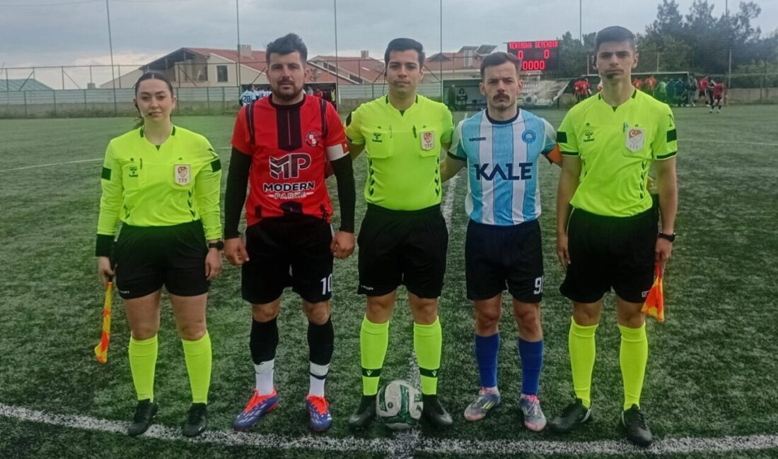 Yenimuhacırspor ile Beyendikspor arasında oynanan karşılaşma, kırmızı kart gören oyuncunun
