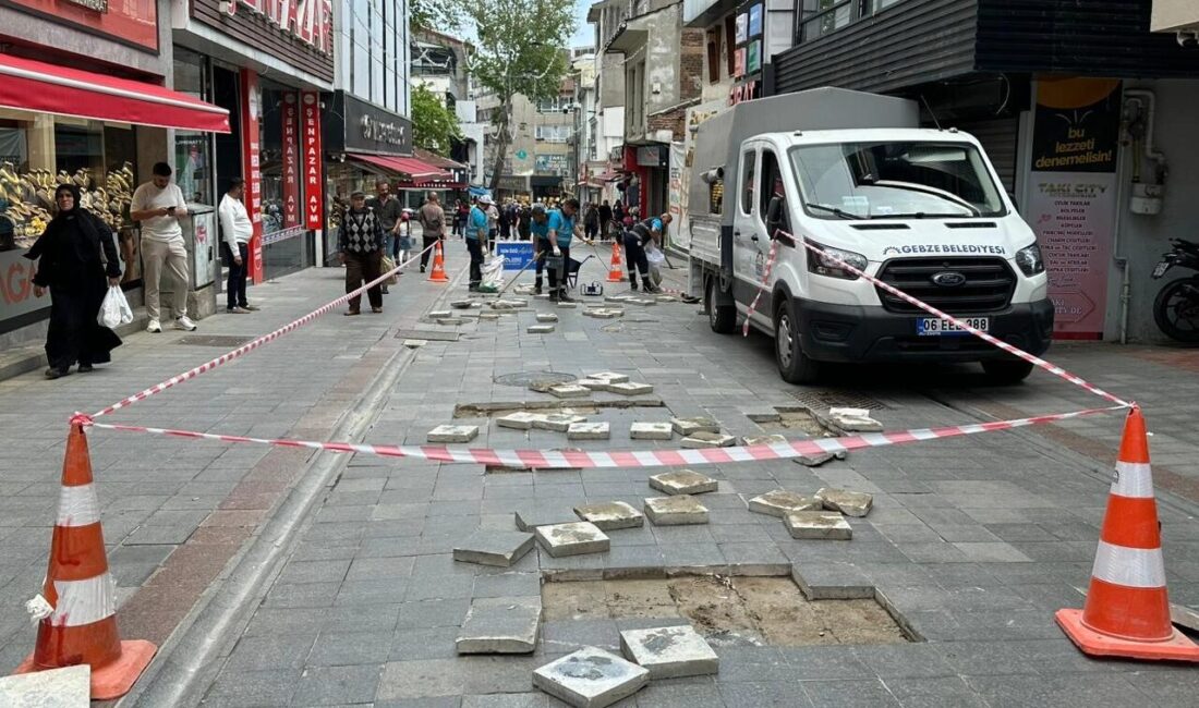 Kocaeli Gebze’de Eskiçarşı’da parke yenileme Kocaeli Gebze Belediyesi Fen İşleri Müdürlüğü ekipleri, Eskiçarşı bölgesinde yıpranan