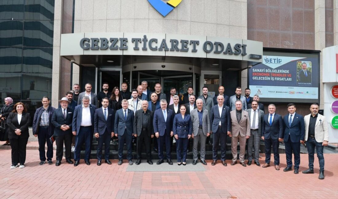 Kocaeli’de geleceğin iş fırsatları masaya yatırıldı GETİP tarafından düzenlenen “Sanayi Bölgelerinde Ekonomik Trendler ve Geleceğin İş
