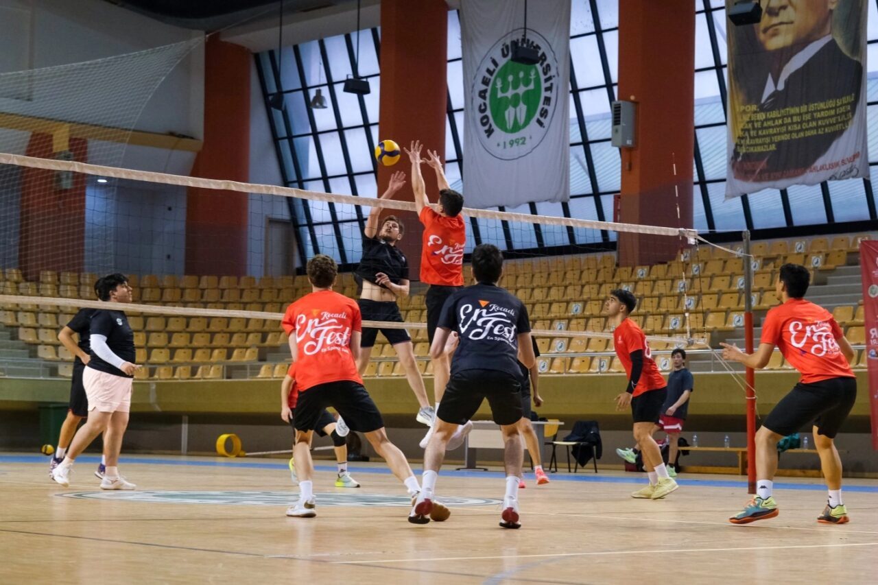 Kocaeli Büyükşehir Belediyesi’nin 19 Mayıs Atatürk’ü Anma, Gençlik ve Spor