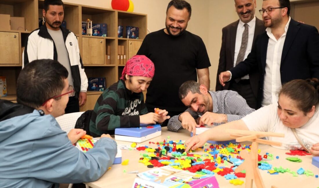 Kocaeli’de bulunan hemşehri dernek başkanları, Kocaeli Büyükşehir Belediyesi’nin hayata geçirdiği