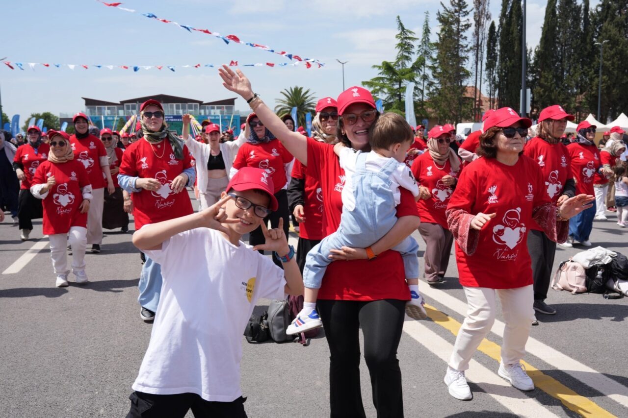 Kocaeli Büyükşehir Belediyesi, kadınların sosyal hayattaki konumunu güçlendirmeyi hedefleyen özel