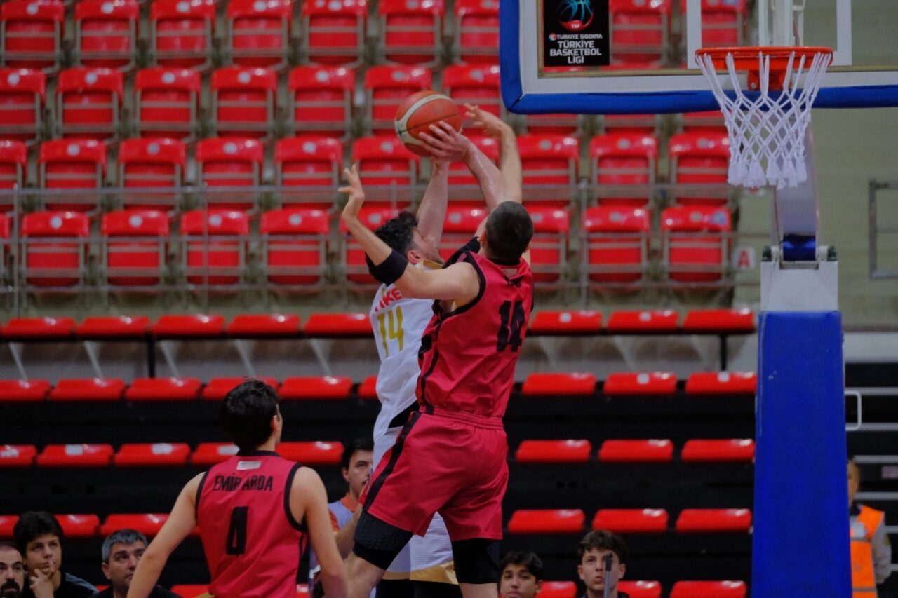 Konya Büyükşehir Belediyespor, Türkiye Sigorta Türkiye Basketbol Ligi play-off yarı