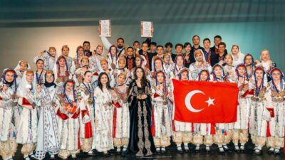 Konya’nın güzide okullarından Selçuklu Belediyesi Güzel Sanatlar Lisesi, İspanya’da düzenlenen,