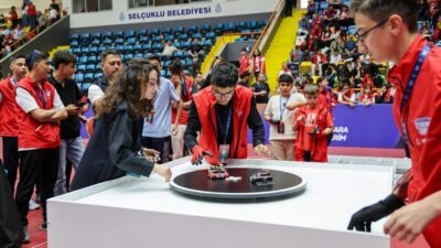 TEKNOSEL 2026 Teknoloji Festivali, Konya’da büyük katılımla başladı. 587 takımın