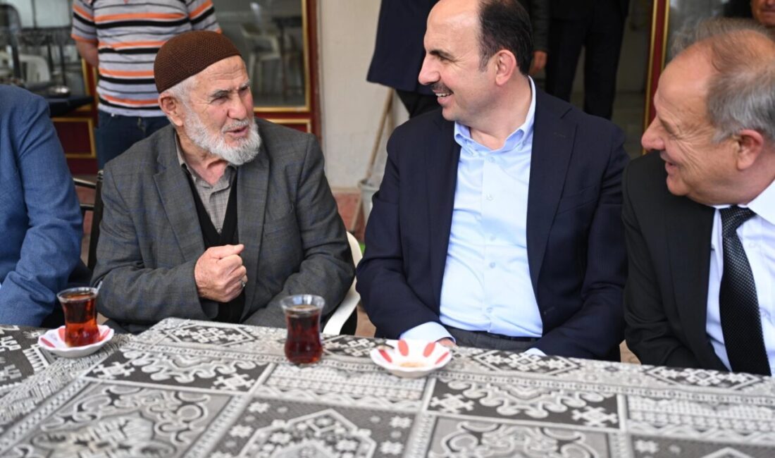 Konya’da Başkan Altay Sarayönü’nde vatandaşlarla buluştu Konya Büyükşehir Belediye Başkanı Uğur İbrahim Altay, Sarayönü ve Ladik’te