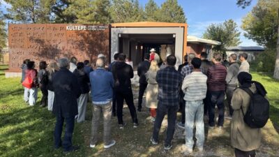 Kayseri Büyükşehir Belediyesi’nin çalışmalarıyla ziyaretçi merkezi ve kazı alanı ziyarete