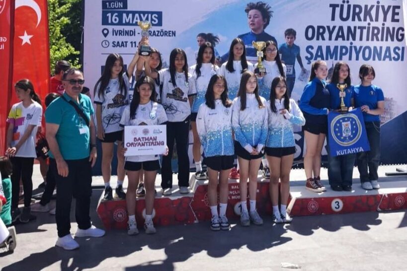 Kütahya Belediyespor U14 Oryantiring’de Türkiye üçüncüsü Balıkesir’de düzenlenen U14 Türkiye Oryantiring Şampiyonası’nda Kütahya Belediyespor sporcuları K14
