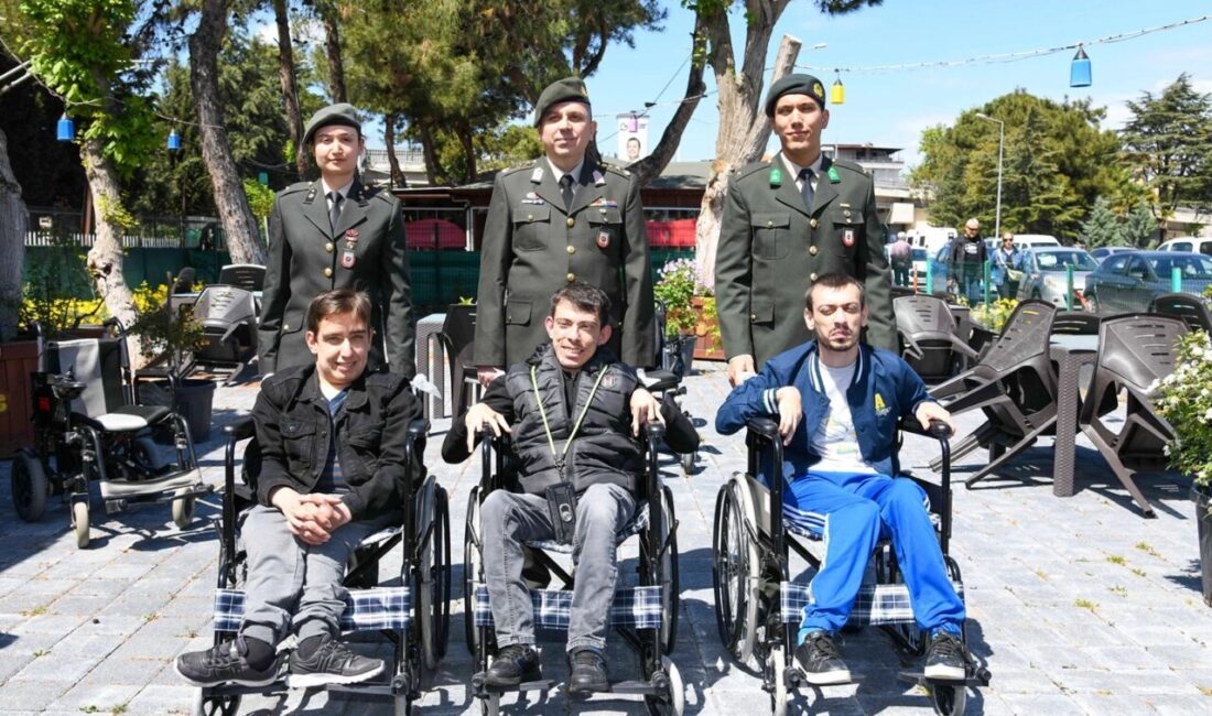 Milli Savunma Bakanlığı, geri dönüştürülen plastik kapaklarla temin edilen 108
