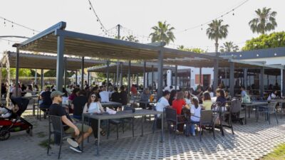 Mersin Büyükşehir Belediyesi’nin kentin uğrak noktaları haline getirdiği Denizkızı Turizm