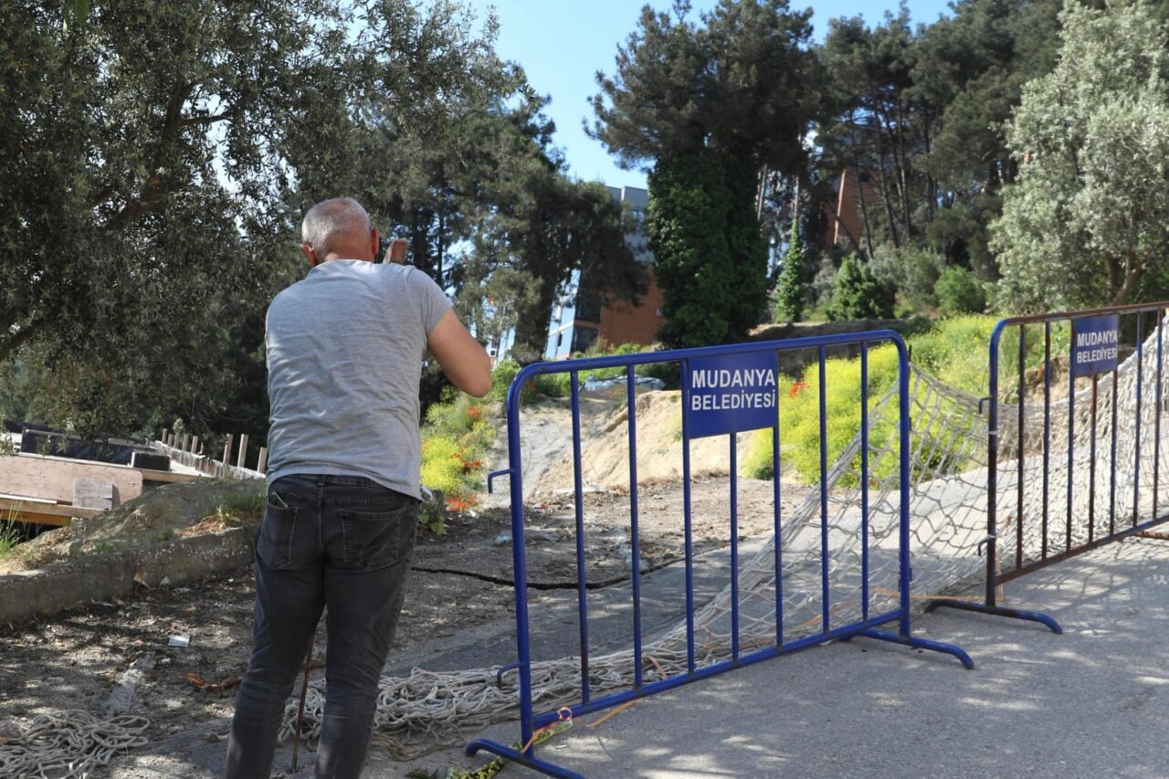 Bursa'nın Mudanya ilçesi Yeni Mahalle'de devam eden inşaat çalışması sırasında