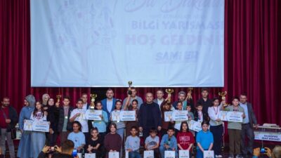 Öğrenciler bu kez yarışmada ter döktü Malatya Büyükşehir Belediyesi tarafından bu yıl dördüncüsü düzenlenen “Bil Bakalım